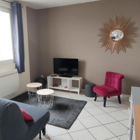 Apartamento Le Relais De La Poste 1 Colombey-les-deux-Églises Exterior foto