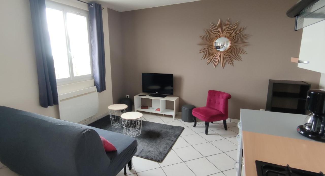 Apartamento Le Relais De La Poste 1 Colombey-les-deux-Églises Exterior foto