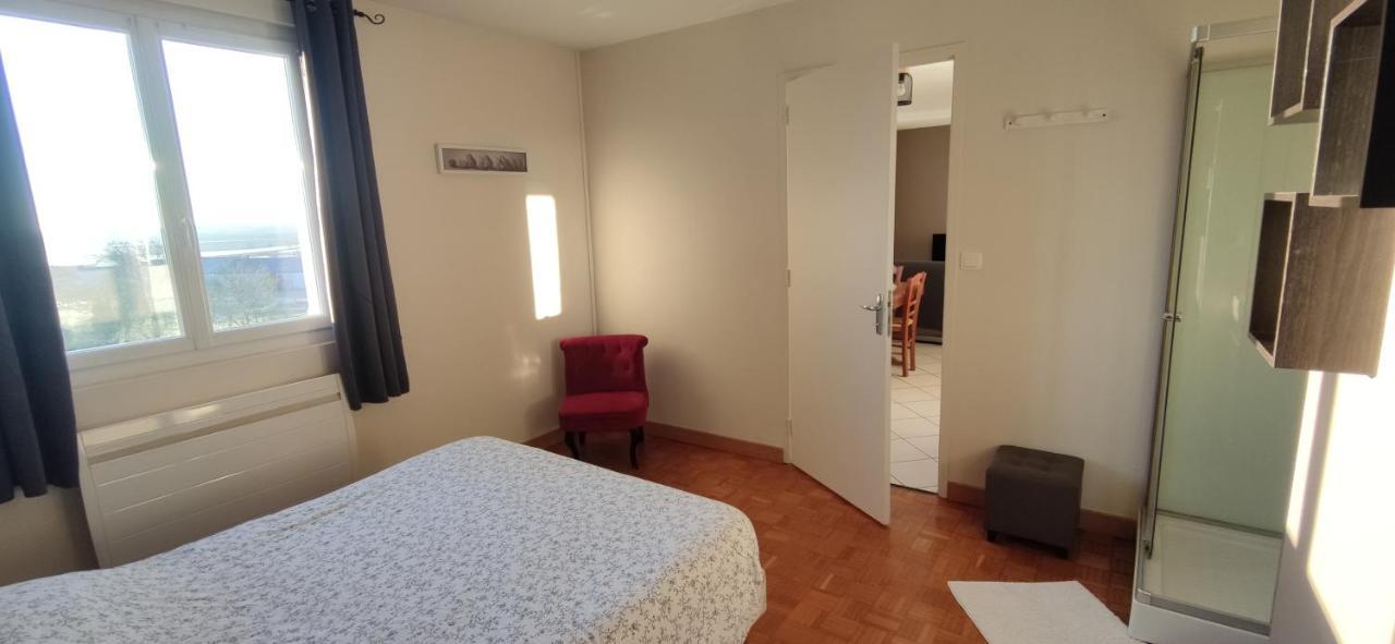Apartamento Le Relais De La Poste 1 Colombey-les-deux-Églises Exterior foto